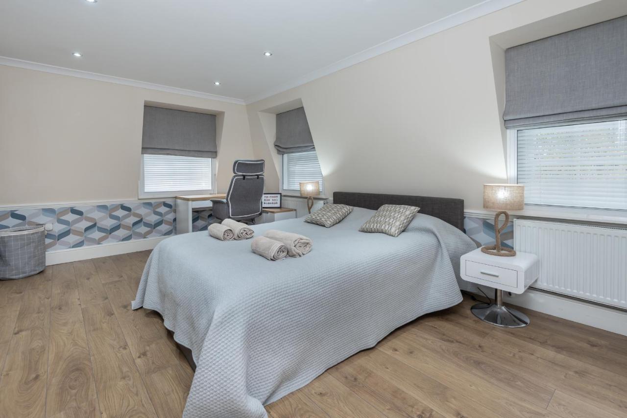 The House - Entire Londra